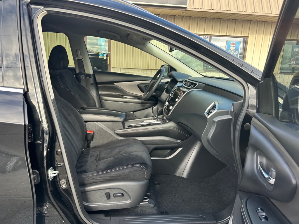 Photo 8 of this NISSAN MURANO