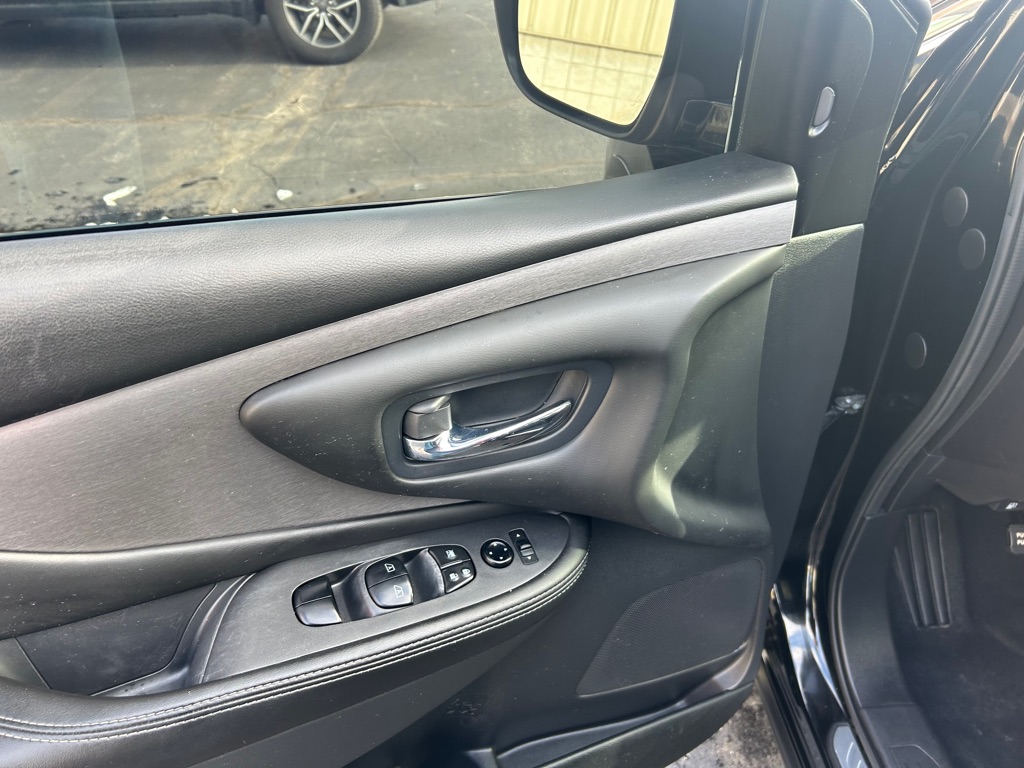 Photo 15 of this NISSAN MURANO