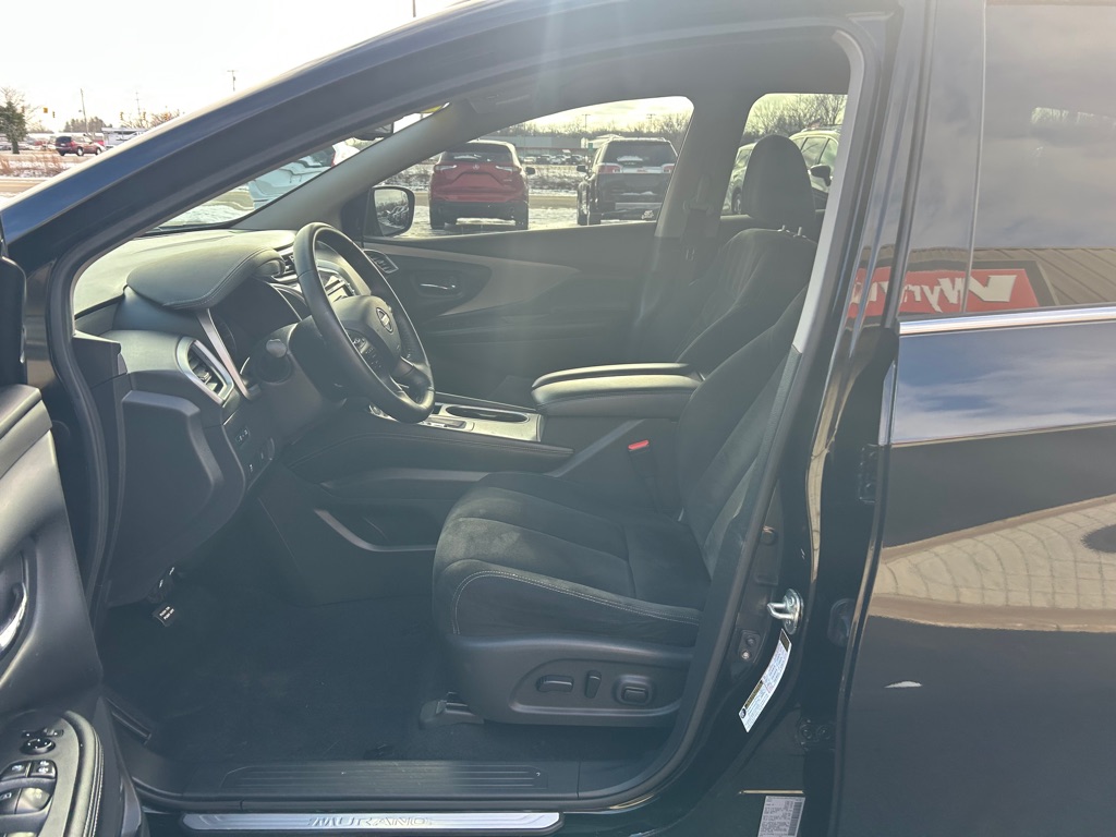 Photo 13 of this NISSAN MURANO