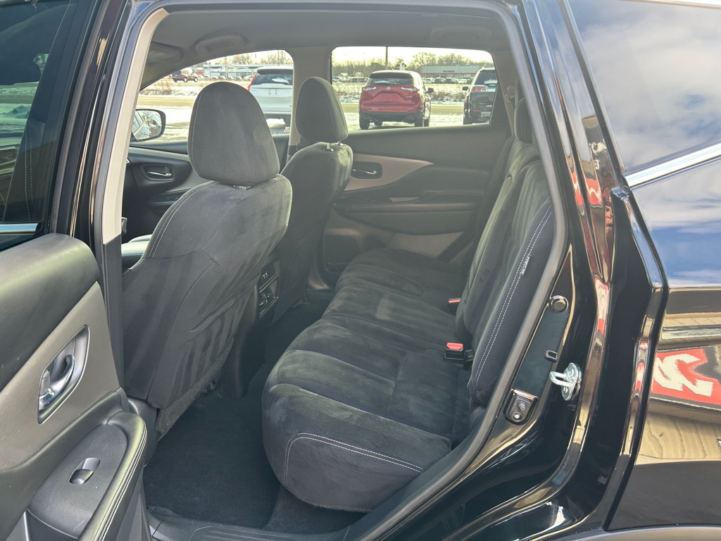 Photo 11 of this NISSAN MURANO