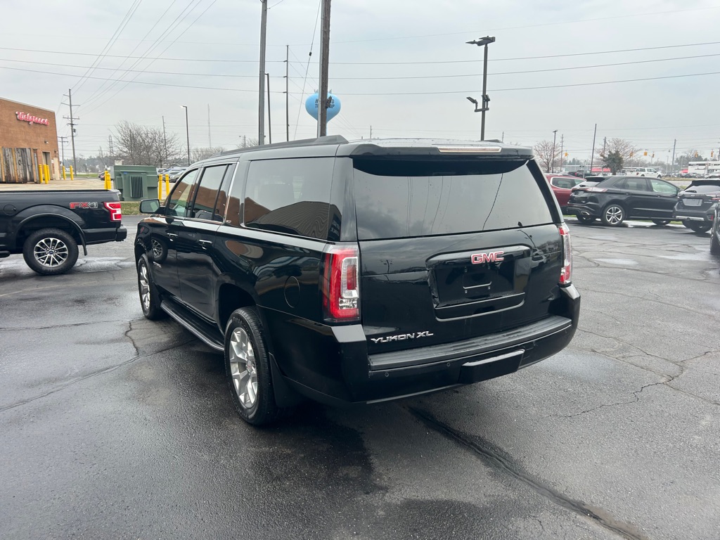 Photo 5 of this GMC YUKON XL
