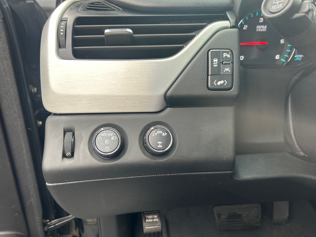 Photo 22 of this GMC YUKON XL