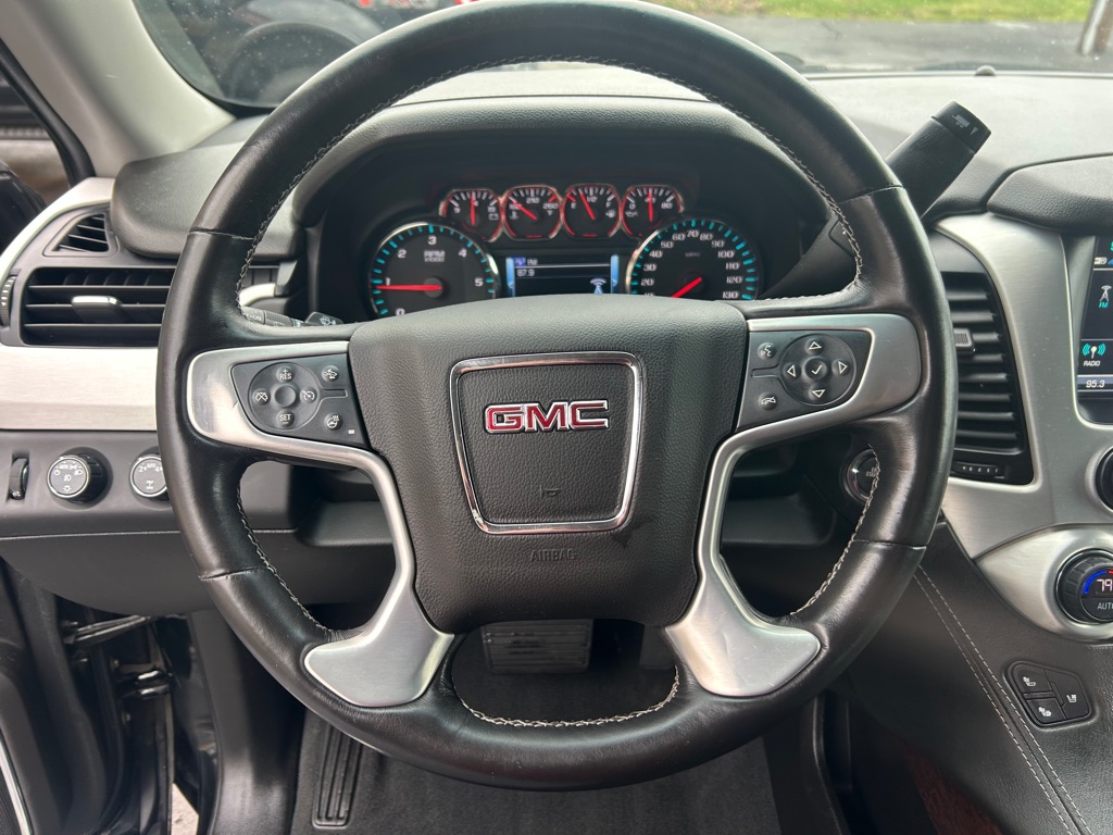 Photo 18 of this GMC YUKON XL