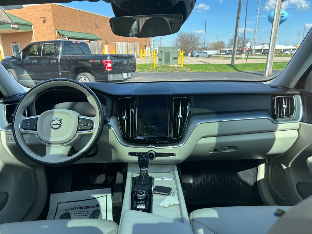 Photo 15 of this VOLVO XC60