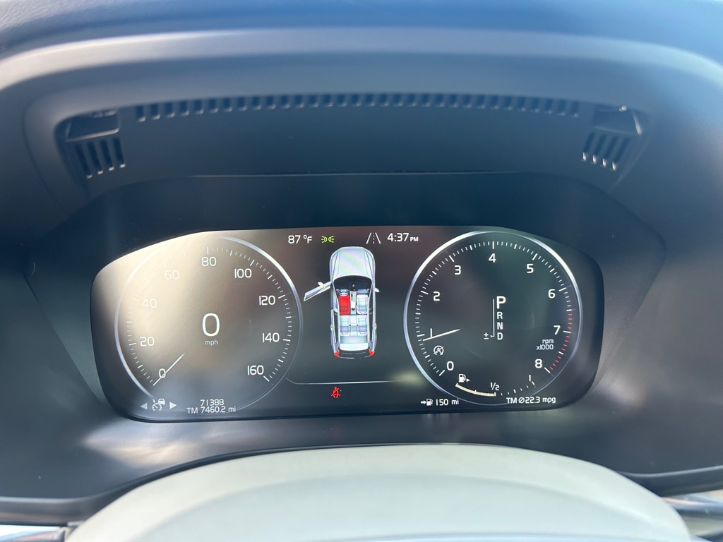 Photo 20 of this VOLVO XC60