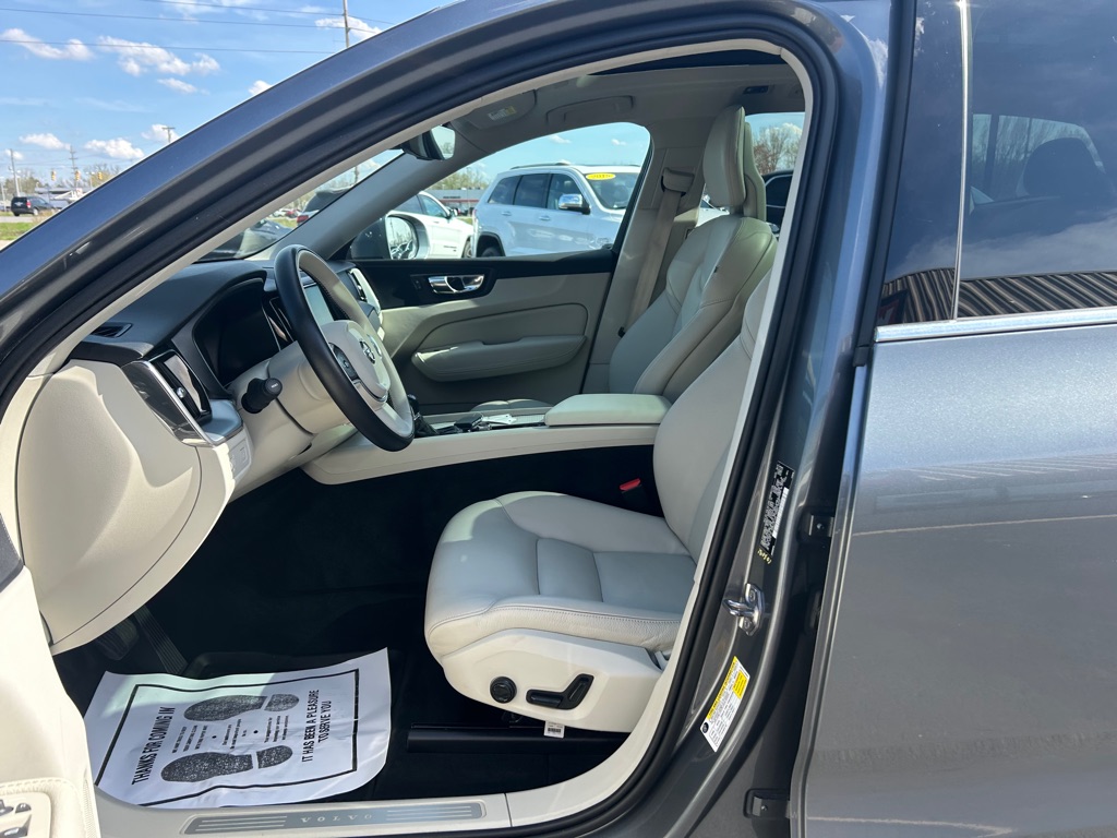 Photo 16 of this VOLVO XC60