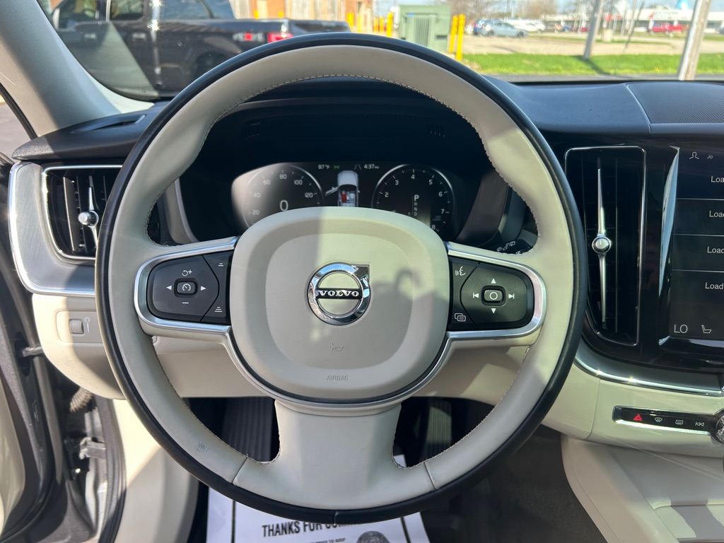 Photo 19 of this VOLVO XC60