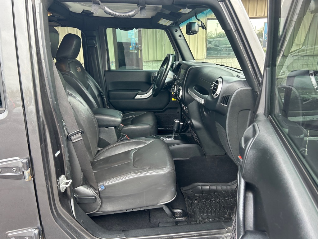 Photo 7 of this JEEP WRANGLER UNLIMI