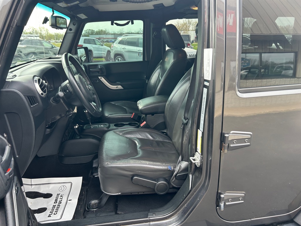 Photo 12 of this JEEP WRANGLER UNLIMI
