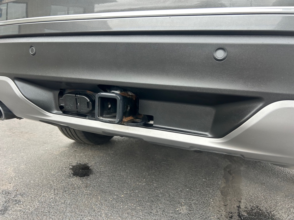 Photo 12 of this FORD EXPLORER