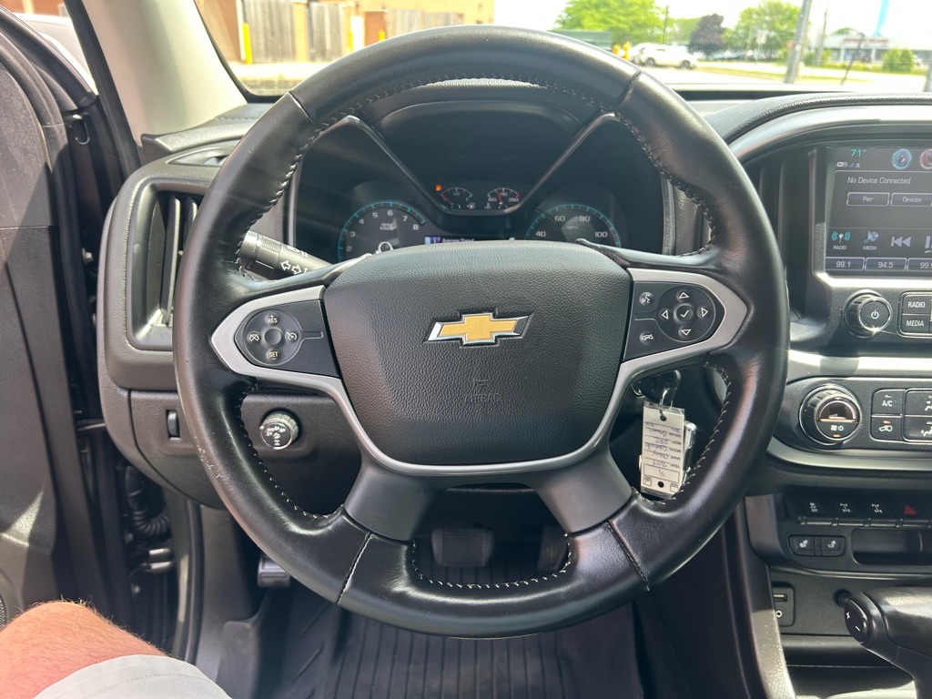 Photo 17 of this CHEVROLET COLORADO