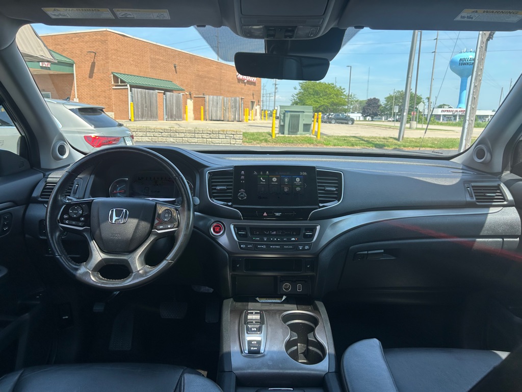 Photo 17 of this HONDA PILOT