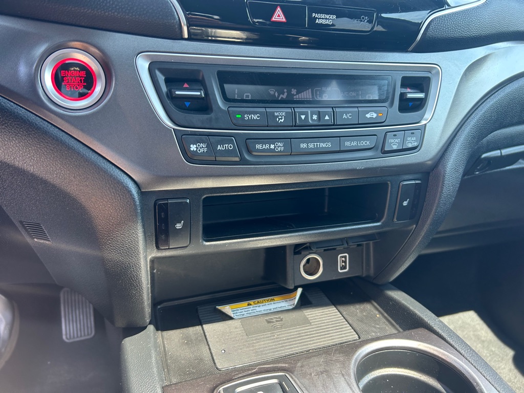 Photo 28 of this HONDA PILOT