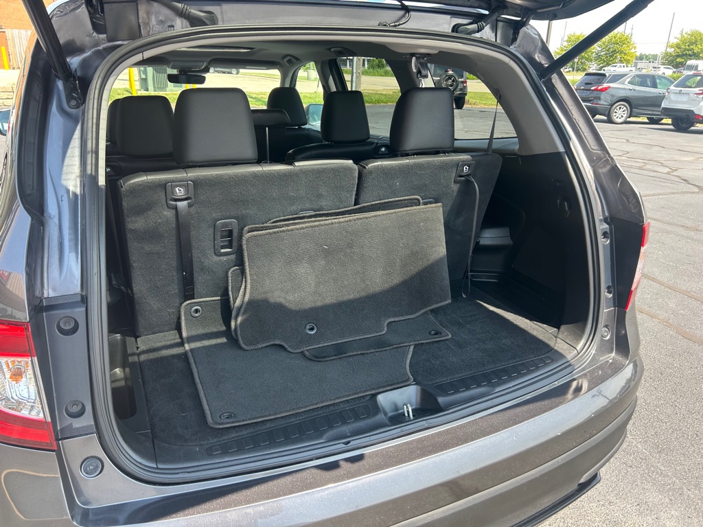 Photo 12 of this HONDA PILOT
