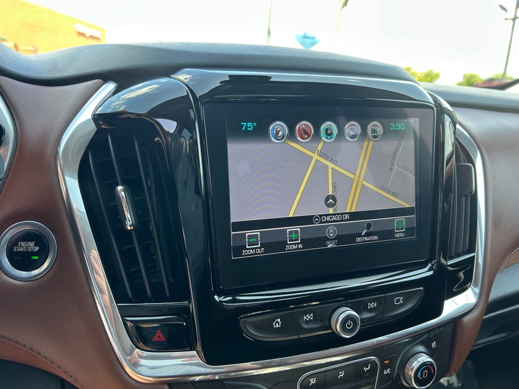 Photo 25 of this CHEVROLET TRAVERSE