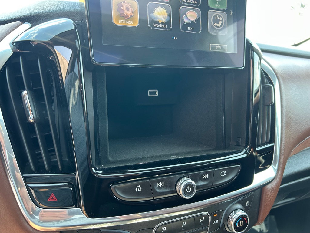 Photo 26 of this CHEVROLET TRAVERSE