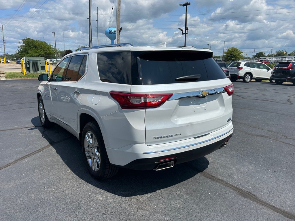 Photo 5 of this CHEVROLET TRAVERSE