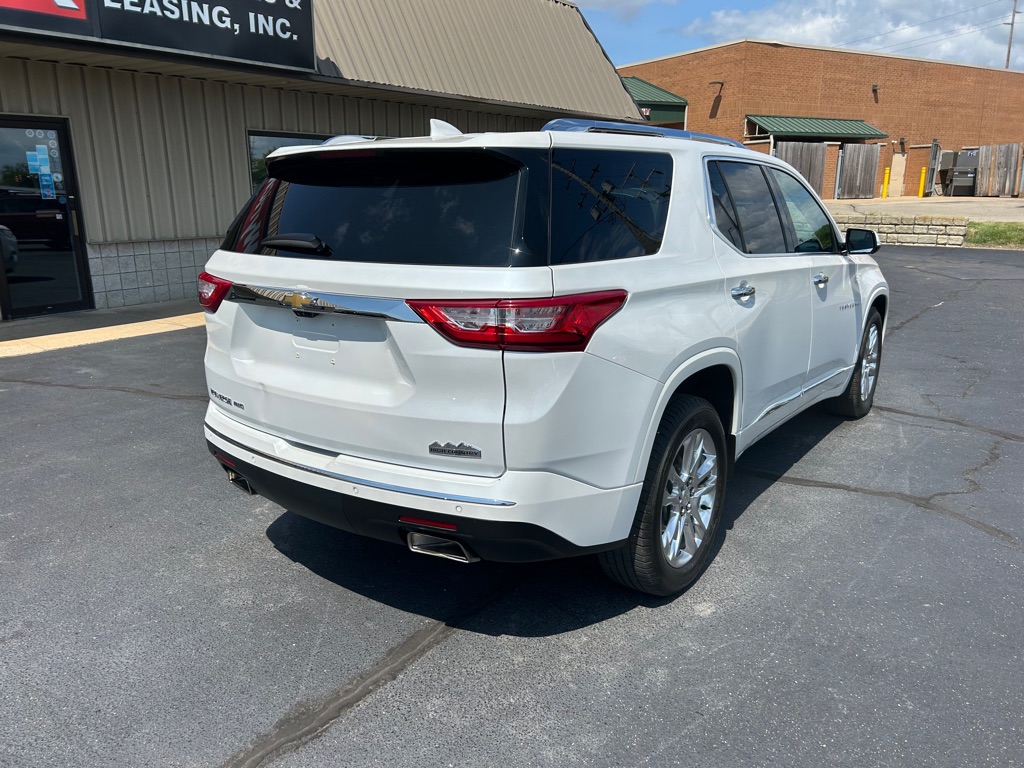 Photo 6 of this CHEVROLET TRAVERSE