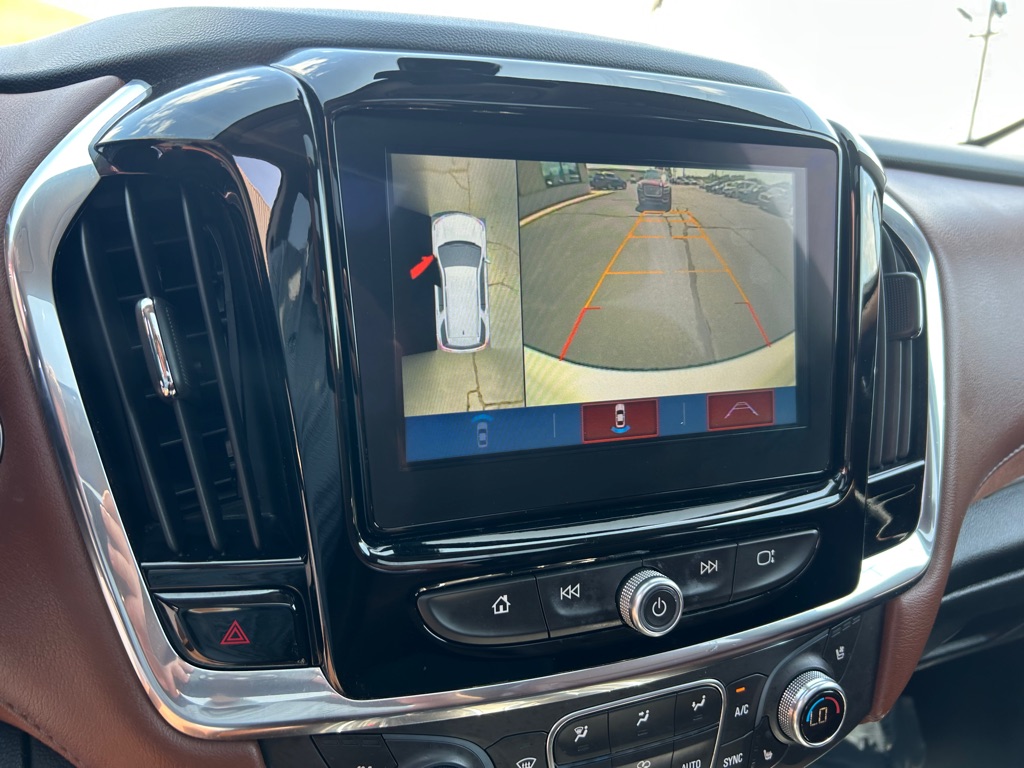 Photo 27 of this CHEVROLET TRAVERSE