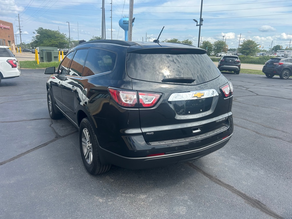 Photo 5 of this CHEVROLET TRAVERSE