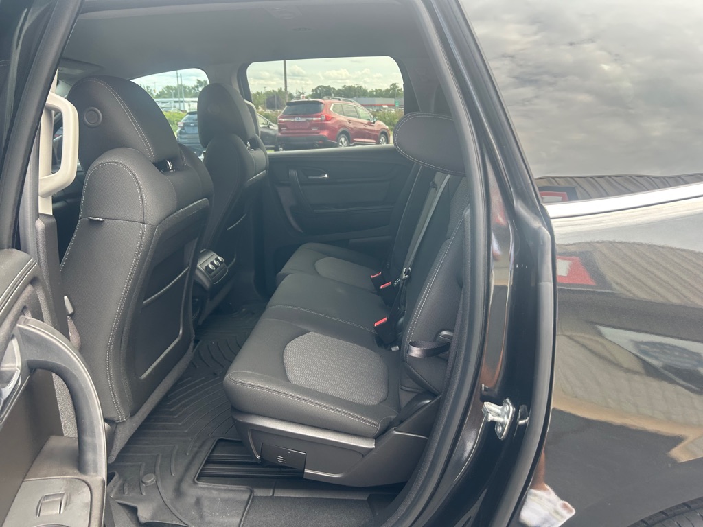 Photo 11 of this CHEVROLET TRAVERSE