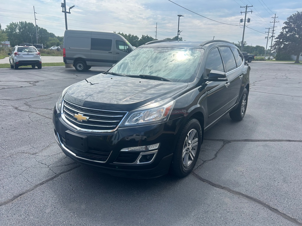 Photo 3 of this CHEVROLET TRAVERSE