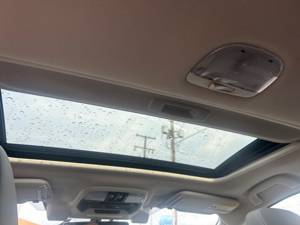 Photo 11 of this SUBARU CROSSTREK