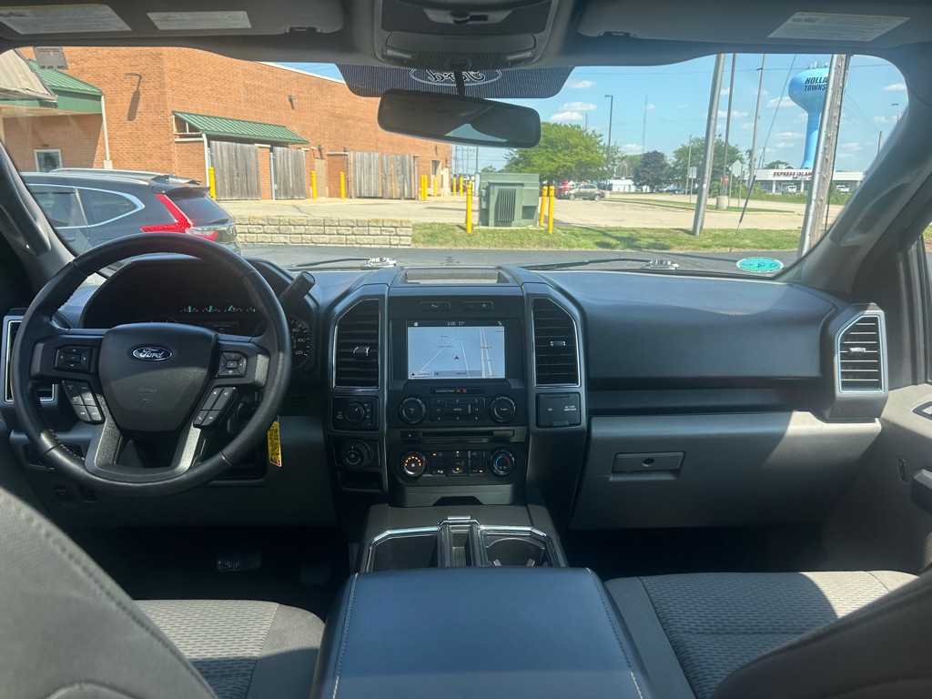 Photo 12 of this FORD F150
