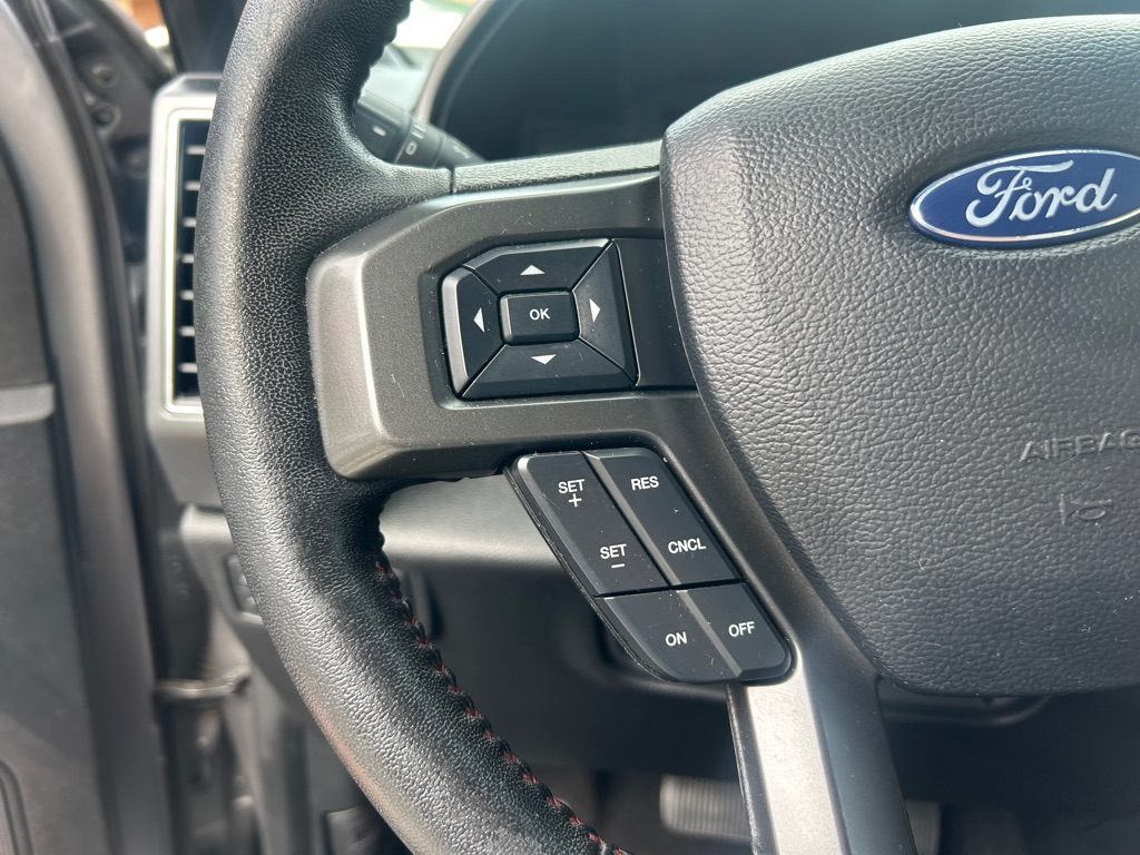 Photo 19 of this FORD F150