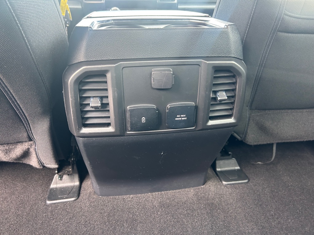 Photo 13 of this FORD F150