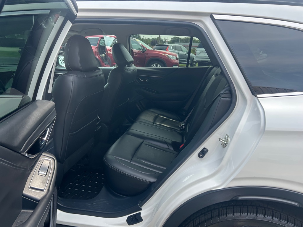 Photo 11 of this SUBARU OUTBACK