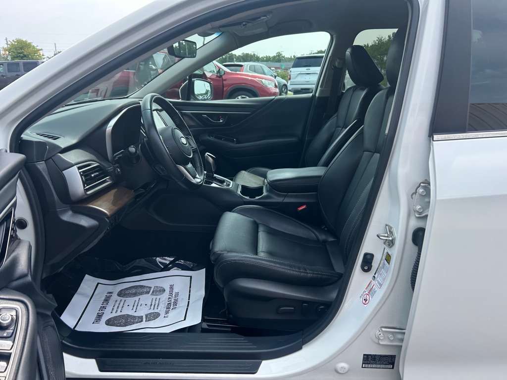 Photo 14 of this SUBARU OUTBACK