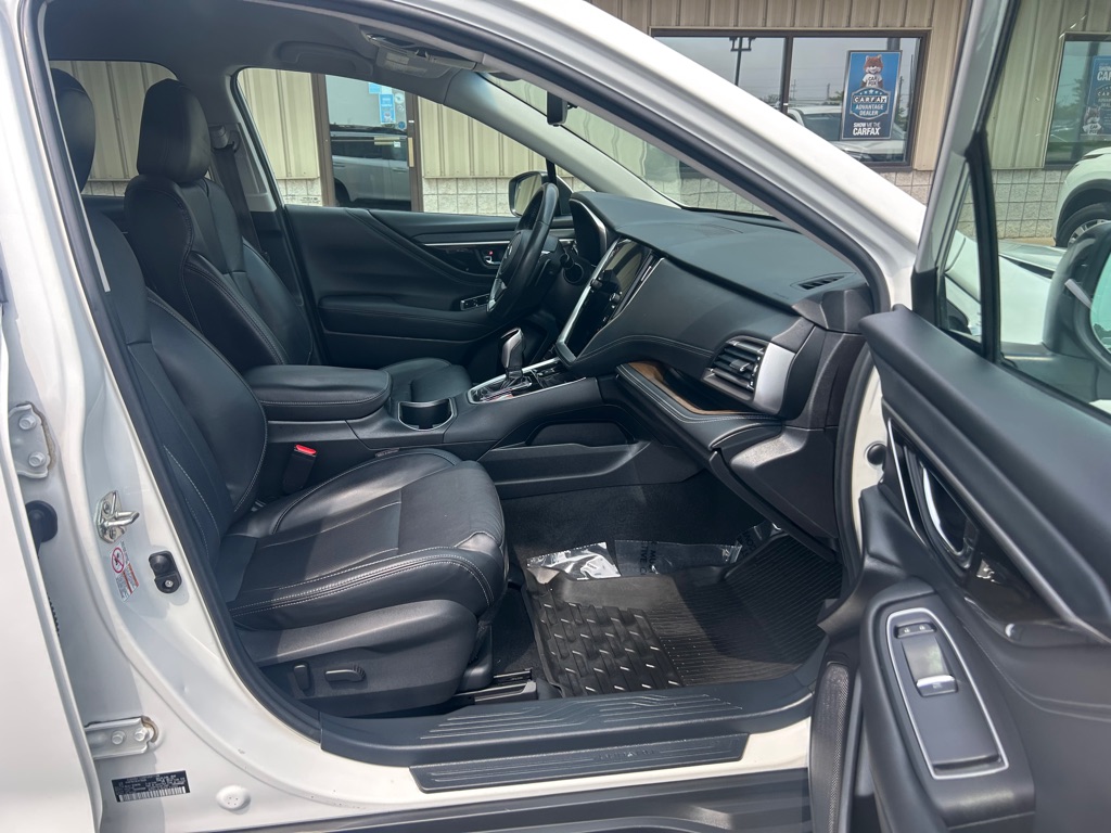 Photo 7 of this SUBARU OUTBACK