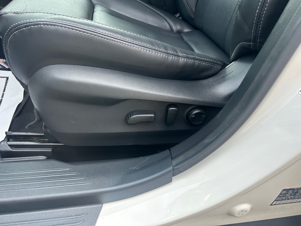 Photo 15 of this SUBARU OUTBACK