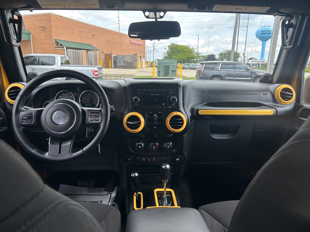 Photo 12 of this JEEP WRANGLER UNLIMI