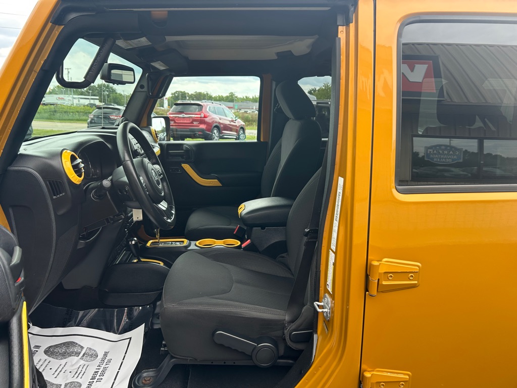 Photo 14 of this JEEP WRANGLER UNLIMI