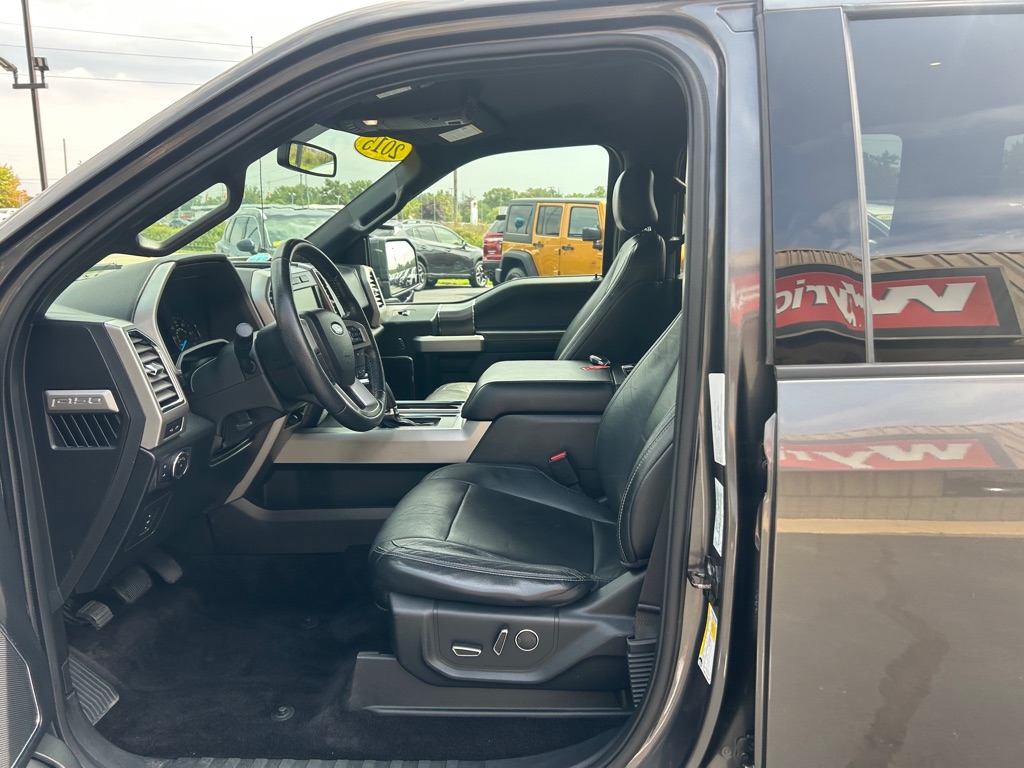 Photo 12 of this FORD F150