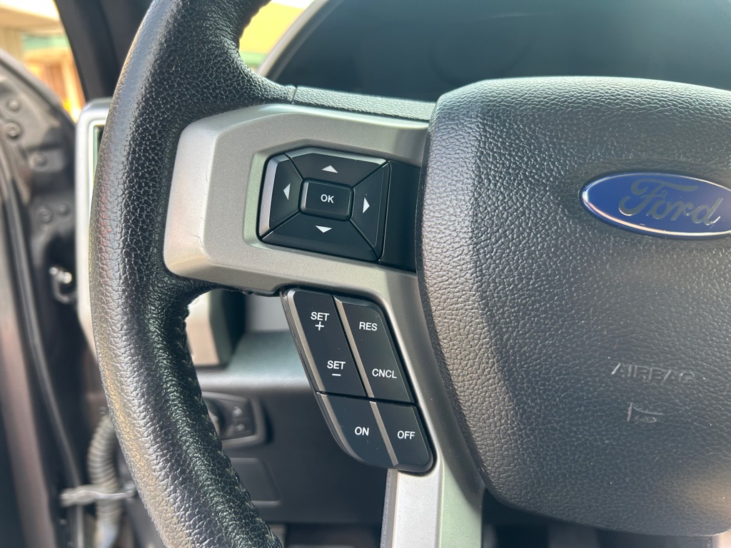 Photo 17 of this FORD F150