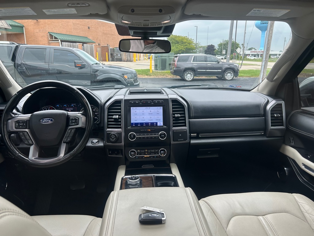 Photo 17 of this FORD EXPEDITION