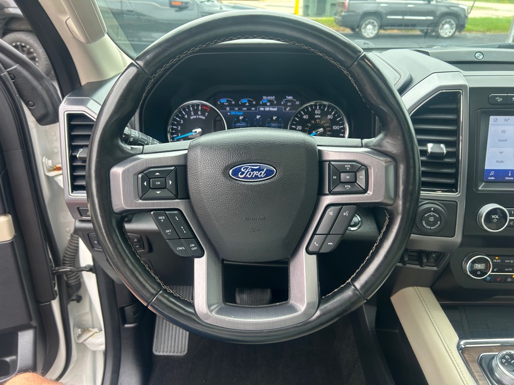 Photo 22 of this FORD EXPEDITION