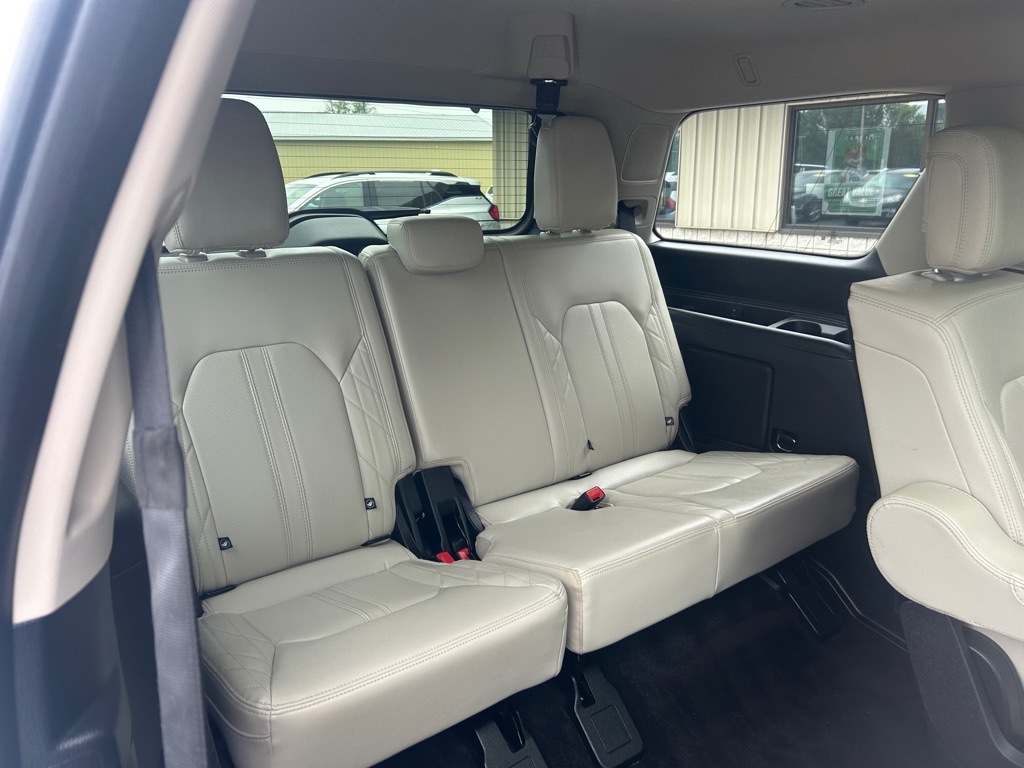 Photo 9 of this FORD EXPEDITION