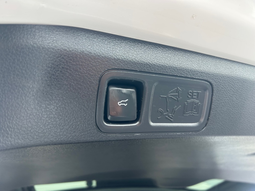 Photo 13 of this FORD EXPEDITION