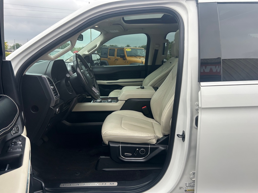 Photo 18 of this FORD EXPEDITION