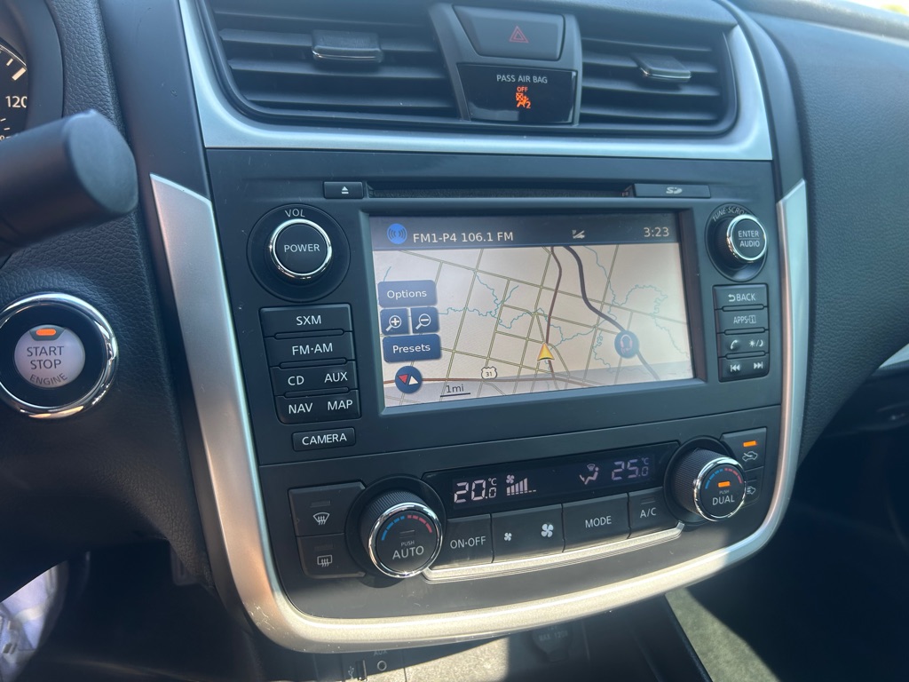 Photo 21 of this NISSAN ALTIMA