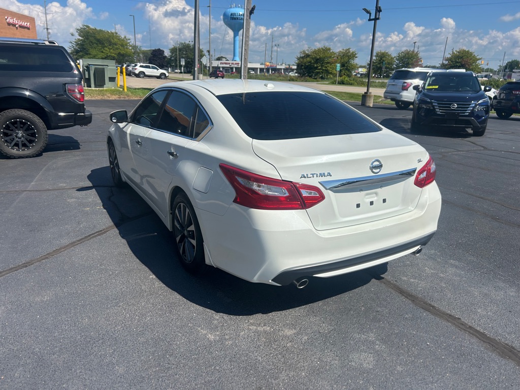 Photo 5 of this NISSAN ALTIMA