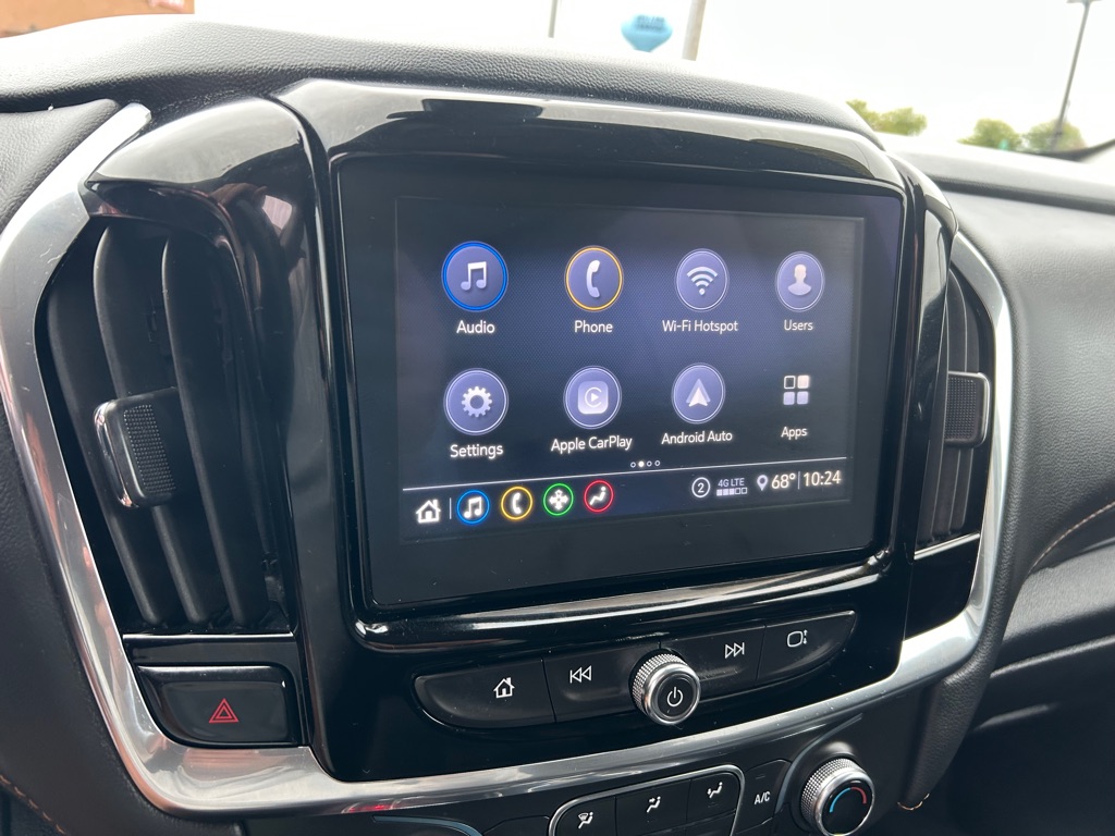 Photo 24 of this CHEVROLET TRAVERSE