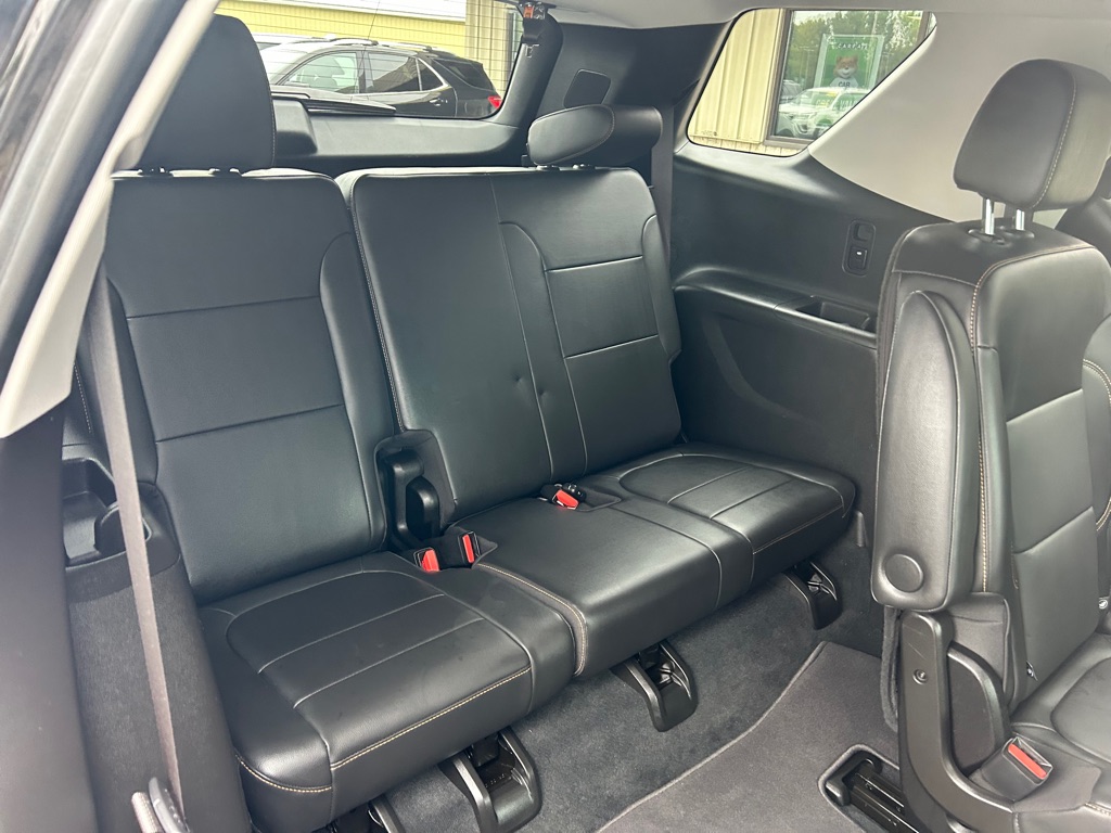 Photo 9 of this CHEVROLET TRAVERSE