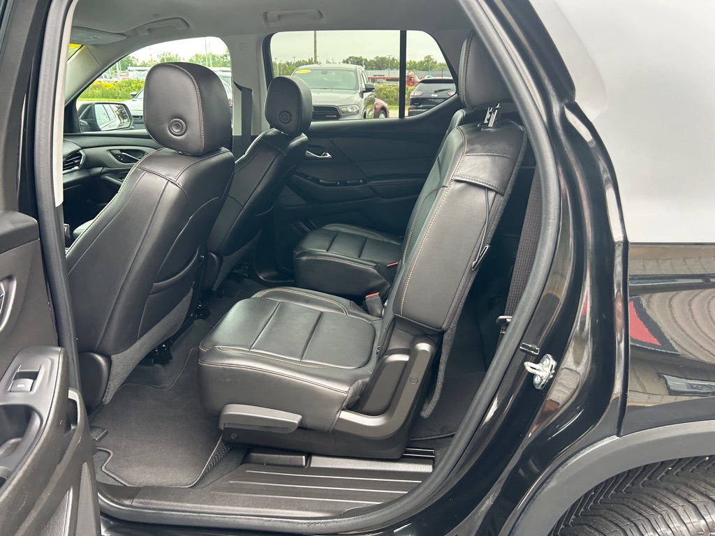 Photo 12 of this CHEVROLET TRAVERSE