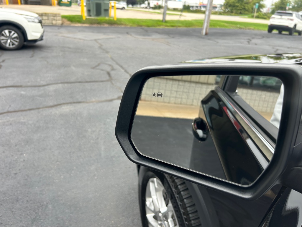 Photo 18 of this CHEVROLET TRAVERSE