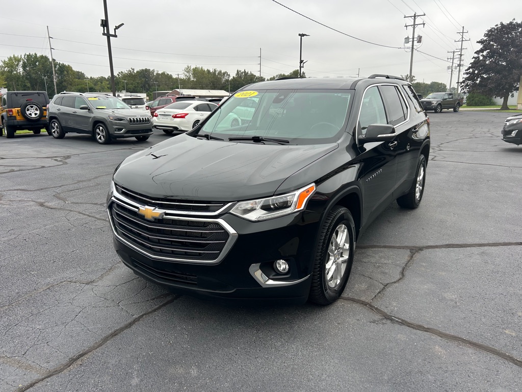 Photo 3 of this CHEVROLET TRAVERSE